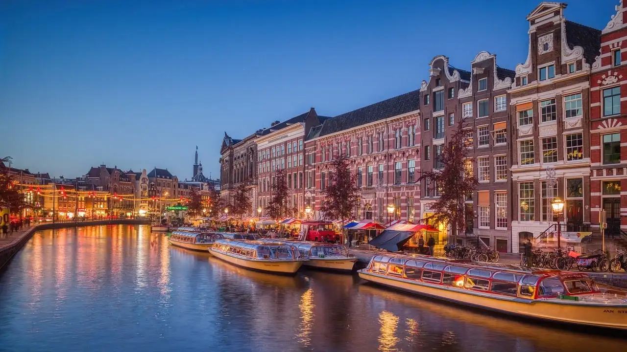 Beste tid å besøke Amsterdam – MÅ LESE • 2024-guide