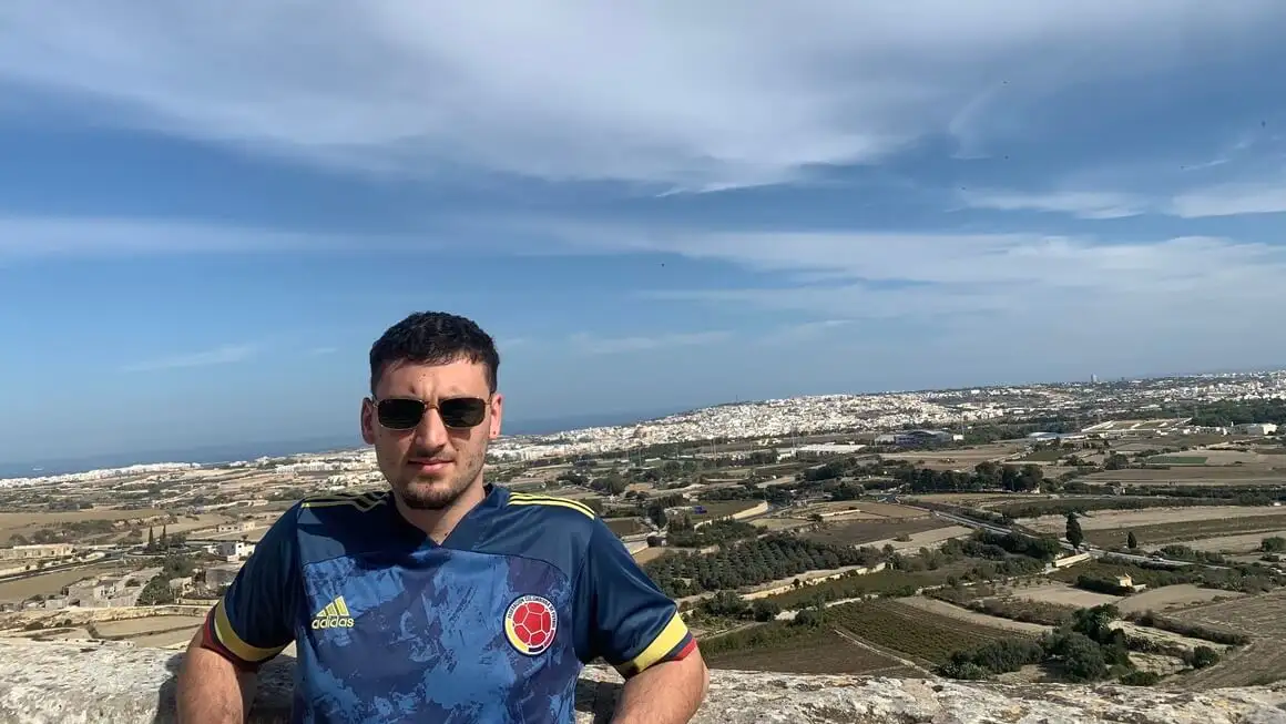 Mendaki di Malta: 8 Laluan Senarai Baldi untuk Daftar Keluar pada 2024