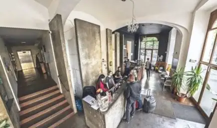Çek Hanı