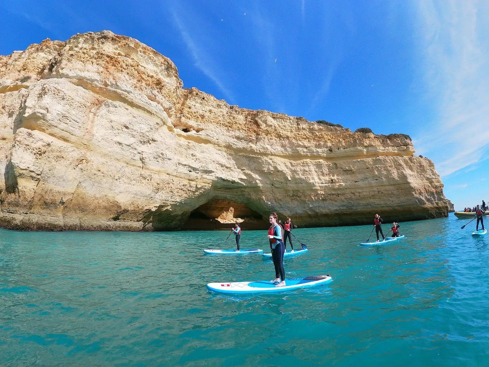 passeio de stand up paddle - Praia de Benagil