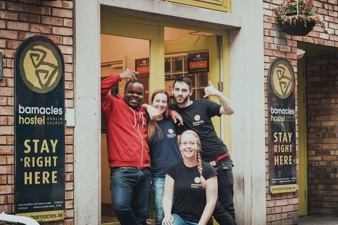 X Hostel Alicante os melhores hostels para festas da Europa