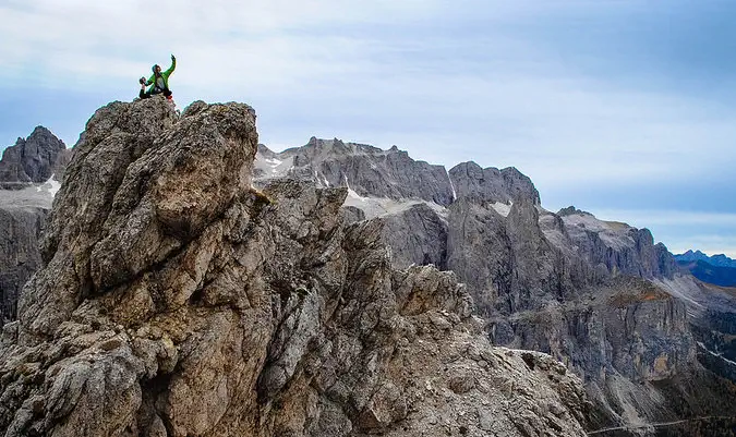 escalar una montaña en el Himalaya y conquistar los viajes