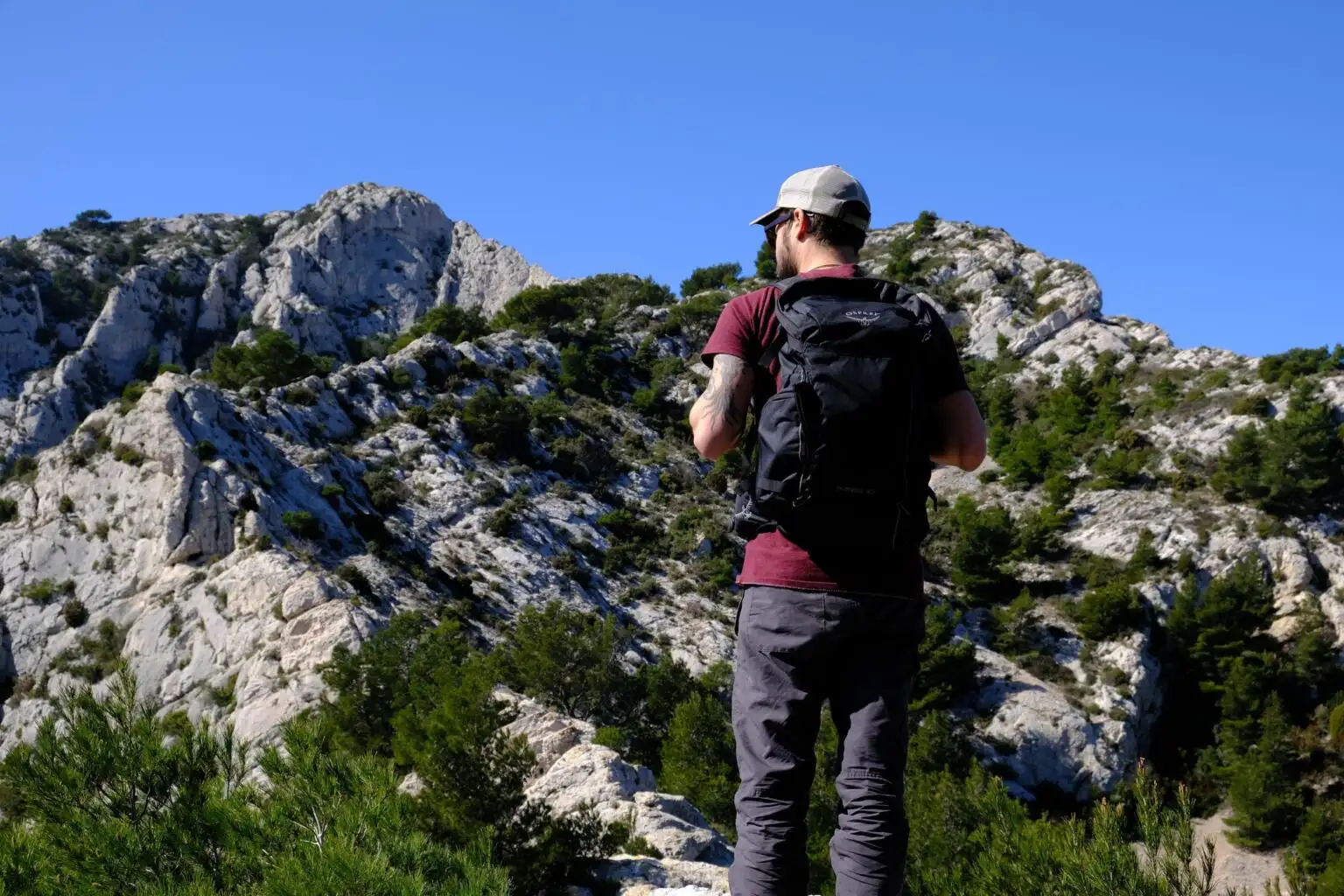 Az Osprey Skarab 30 áttekintése: Ismerje meg az Osprey legújabb napcsomagját