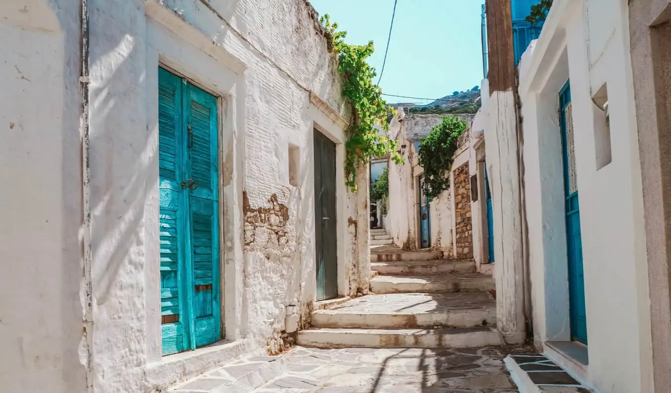 Urocze alejki w Naxos, Grecja