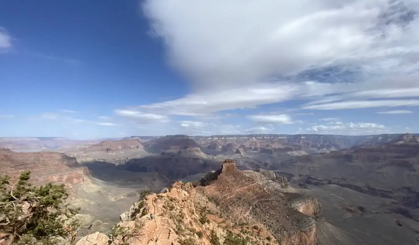 Les superbes roches rouges et falaises du Grand Canyon, États-Unis