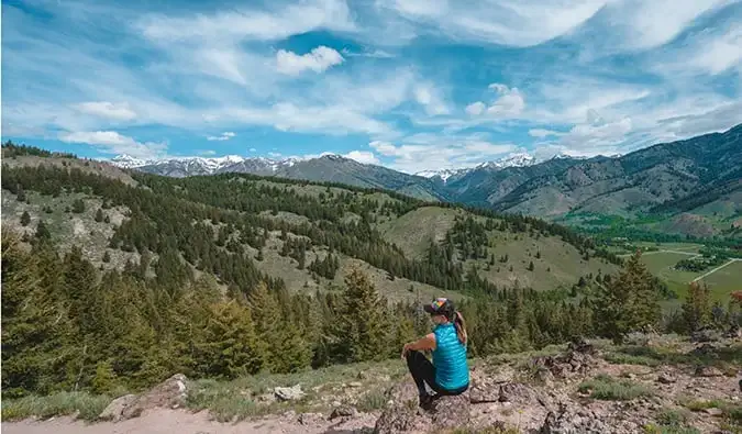 Kristin Addis en randonnée dans l'Idaho