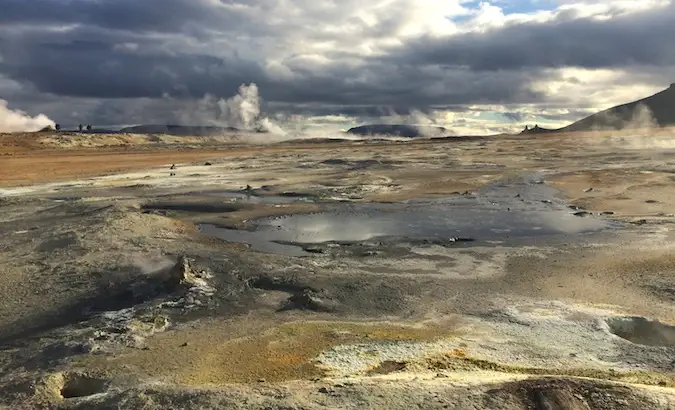 Sieros baseinai Hverire prie Myvatno ežero Islandijos šiaurėje