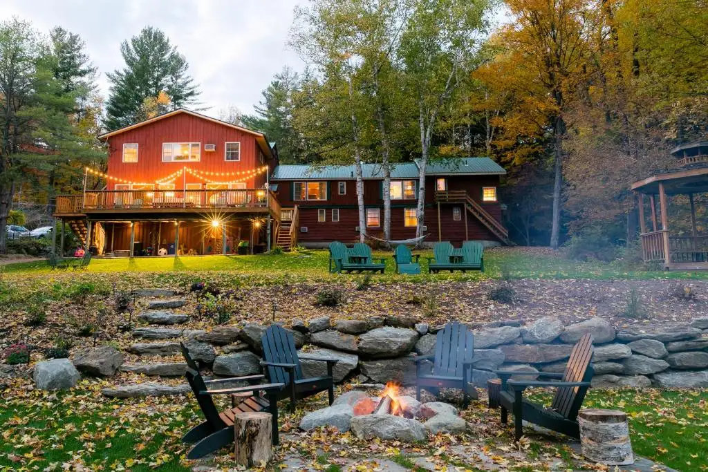 Onde ficar em Stowe, VT (2024 • Áreas MAIS FRESCAS!)