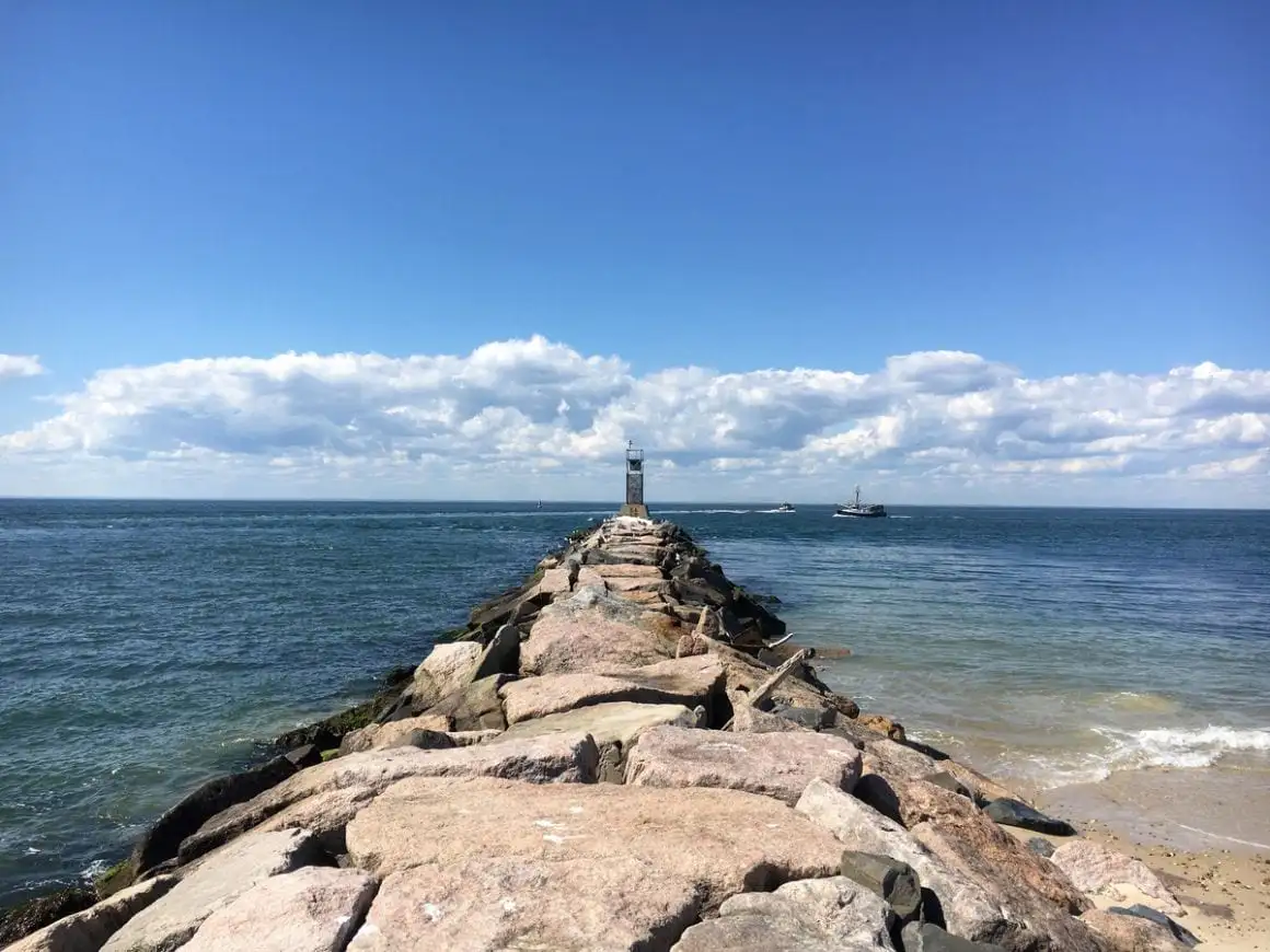 Tempat Menginap di Long Island (2024 • Area TERKEREN!)