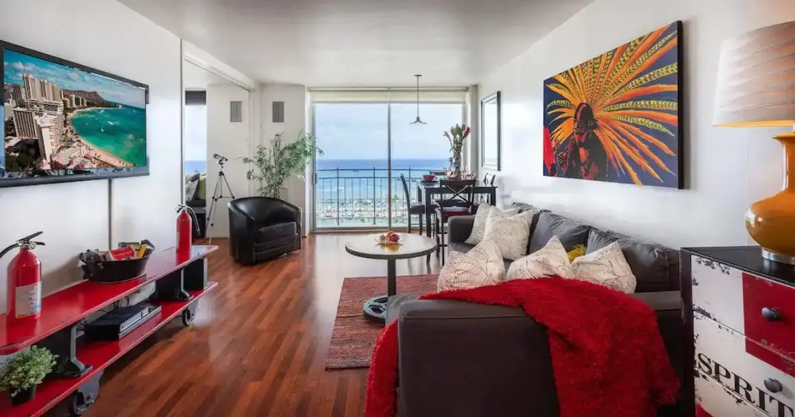 豪華なスポーツヨット