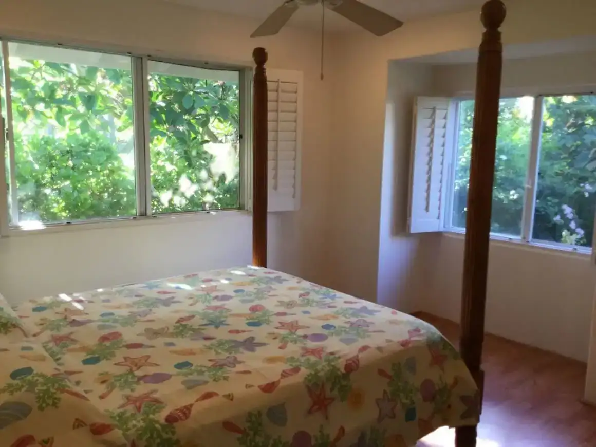 トロピカル スタイル オーシャン フロント ヴィラ