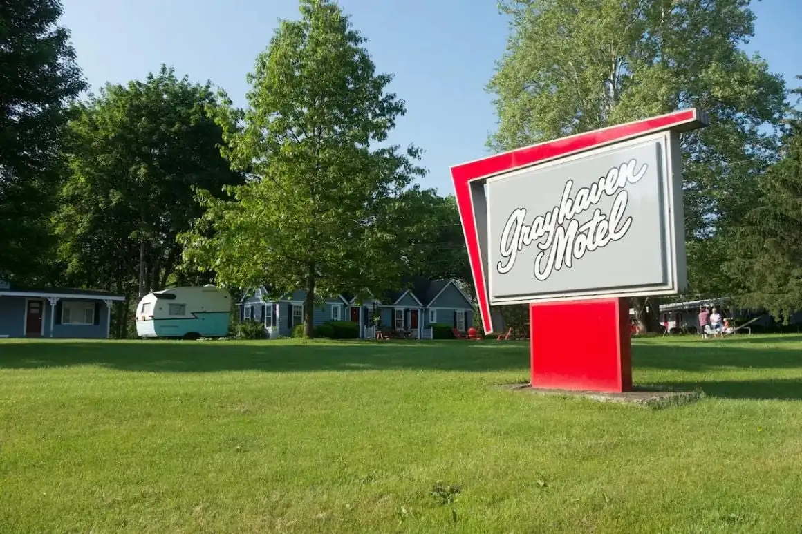 Мотель с бассейном Niagara Falls, Нью-Йорк