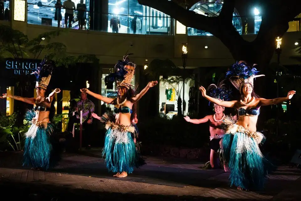 Participe de um Luau
