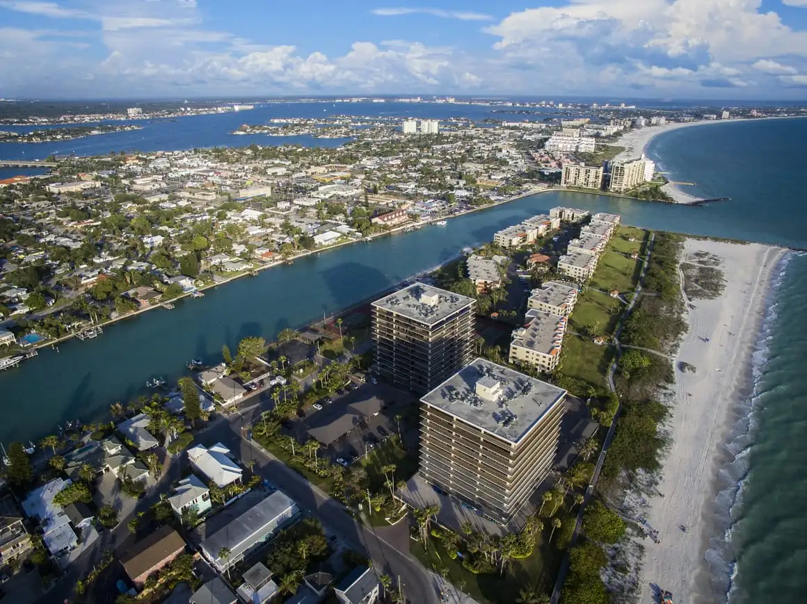 Île au trésor, Saint-Pétersbourg FL 2
