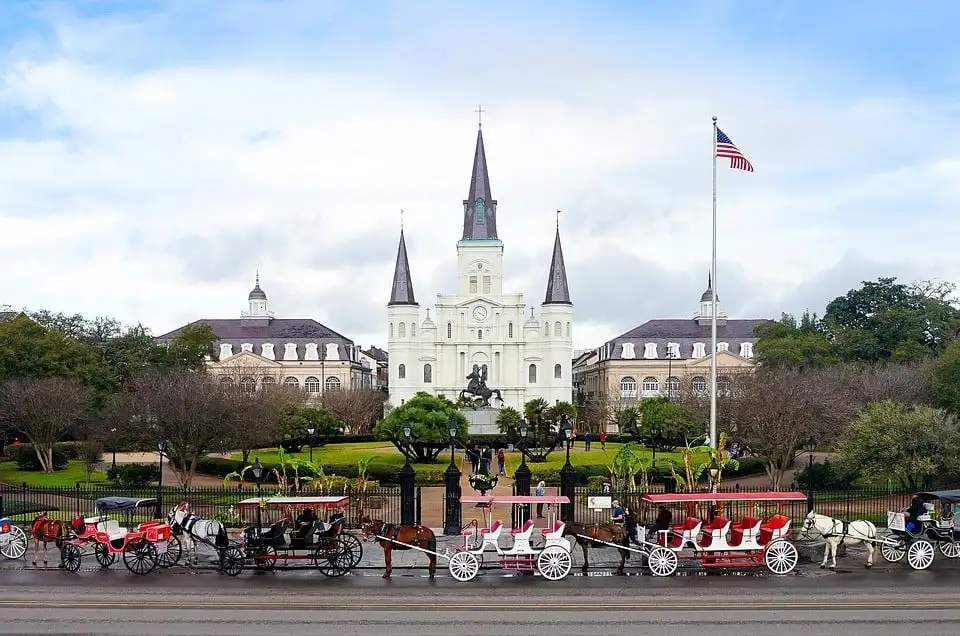 11 BESTE vandrerhjem i New Orleans (2024 • Insiderguide!)