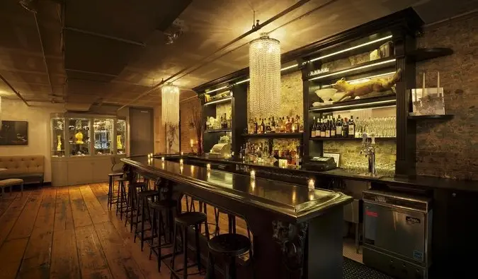obr. 19 bar v nyc