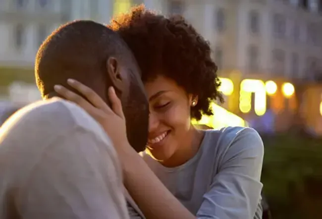 Salute sessuale: abitudini di coppie che fanno sesso eccezionale