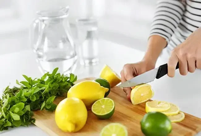 Sund levevis: 15 sunde måder at bruge citroner og limefrugter på
