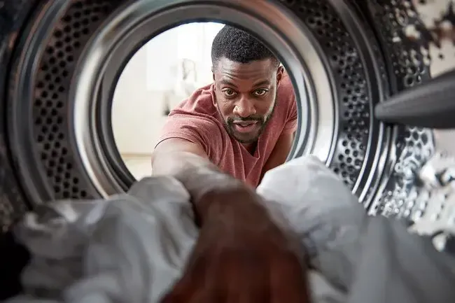 Здравословен дом: Причини къщата ви смърди