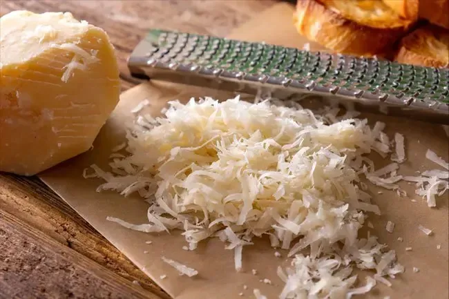 Nourriture et recettes: manger sainement? Essayez ces fromages