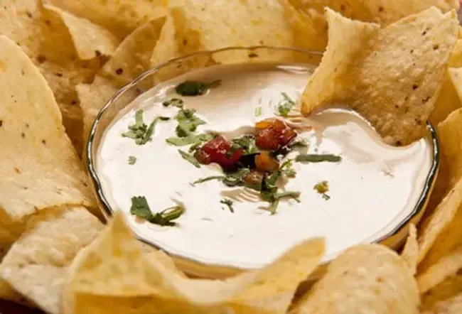 Co nejíst při těhotných obrázcích: alkohol, ryby, ovocná šťáva, sushi