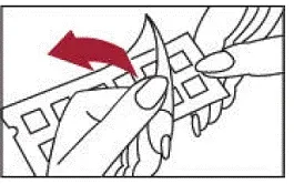 Remove the protective plasticl - Illustration