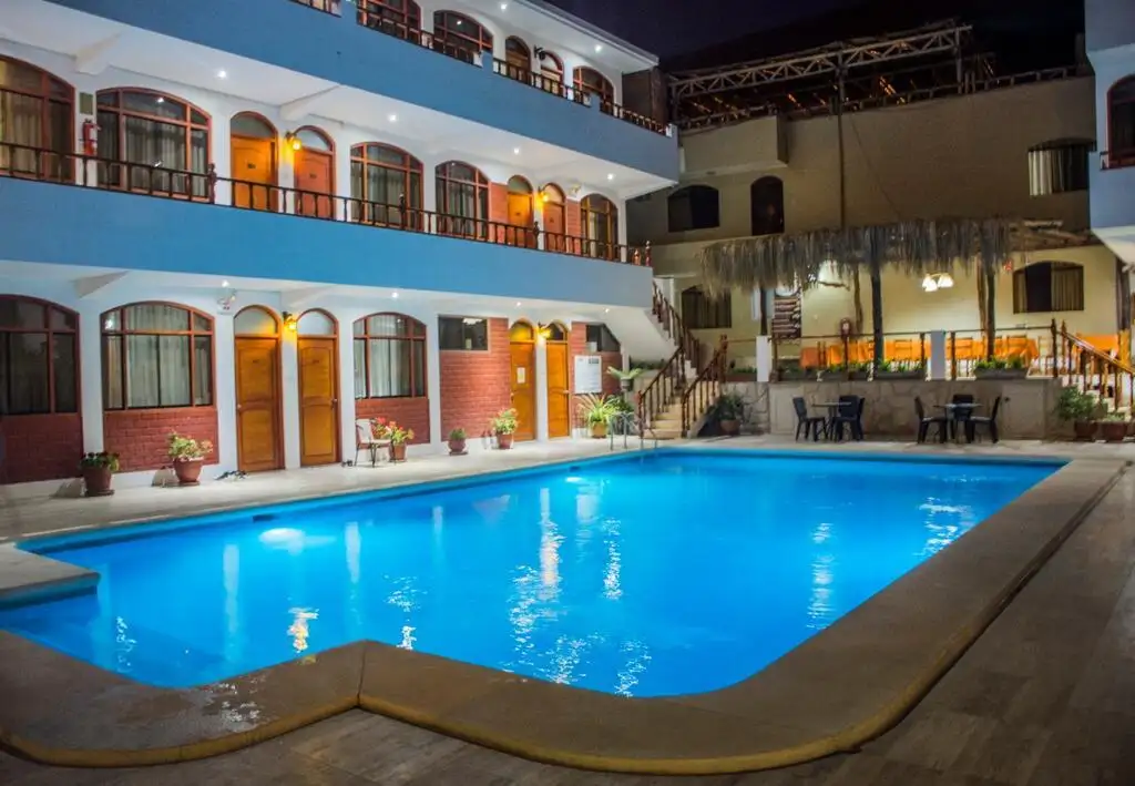 Hoteluri Curasi