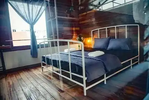 Casa de familia Phien Khuc